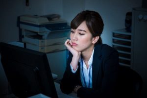 自分を卑下しない