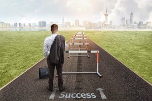 決断すると邪魔が入る